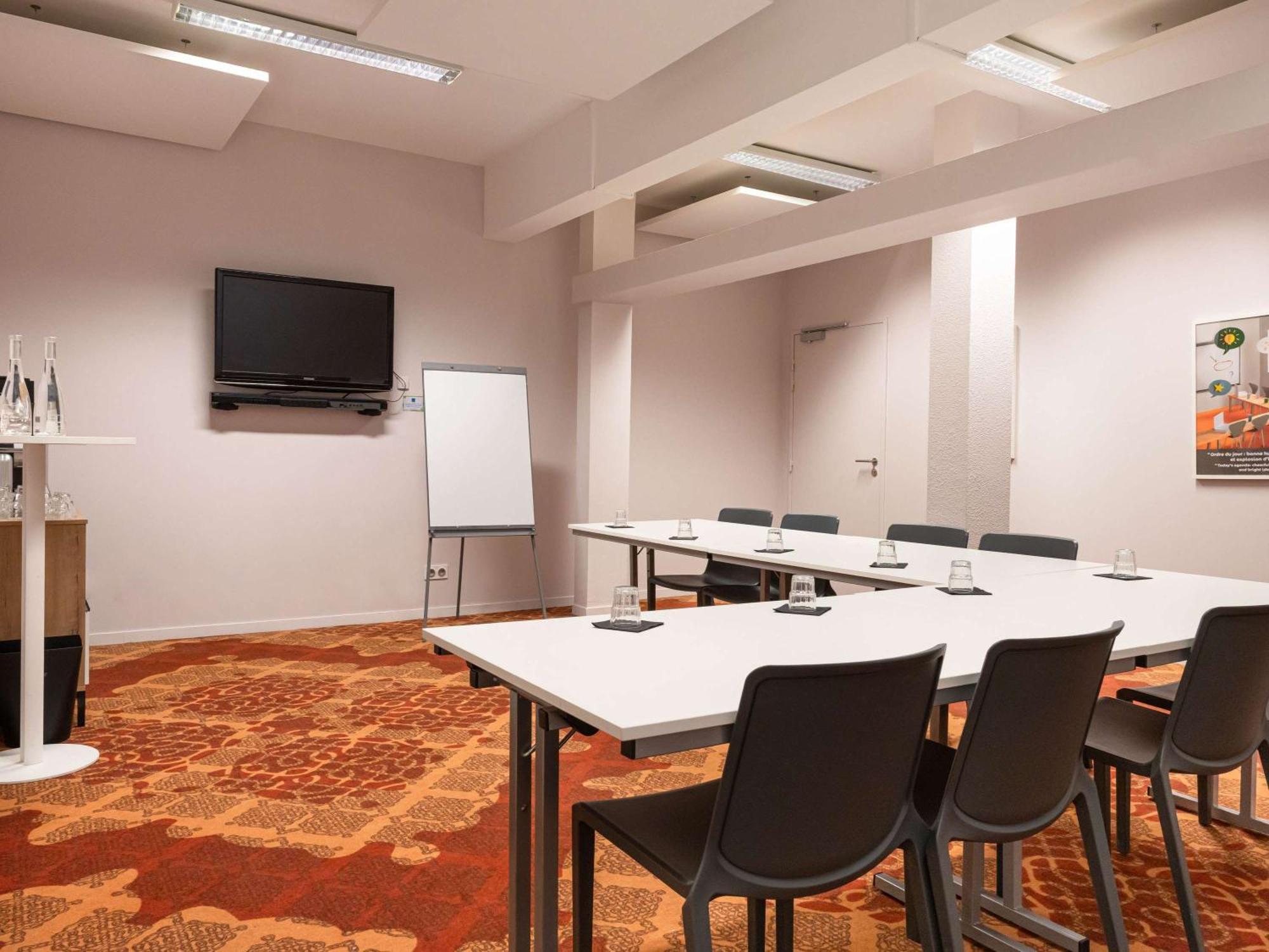 Ibis Styles Albi Centre Le Theatro Hotel Exterior photo